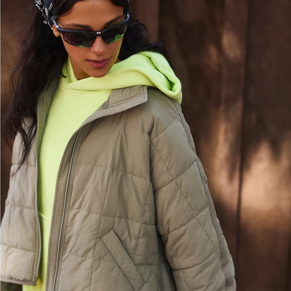 NWOT, Never worn, Pippa Packable Jacket, Free People, Size S, color sage stone